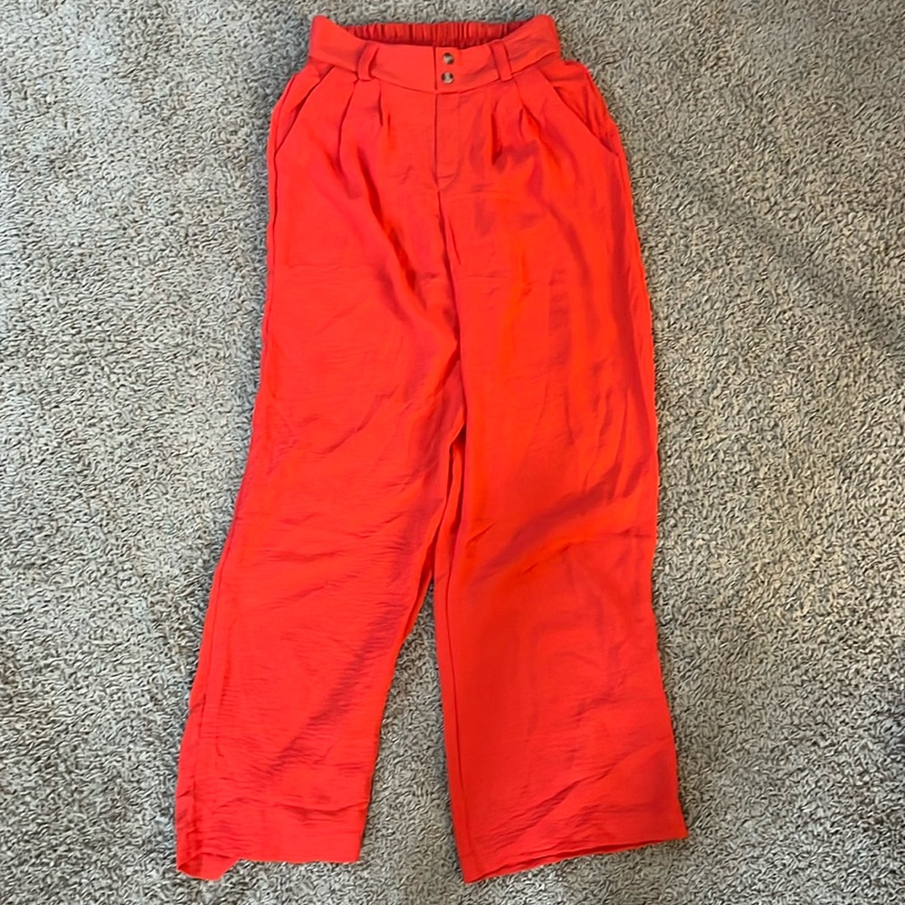 High-Waist Wide-Leg Trousers in Bright Red